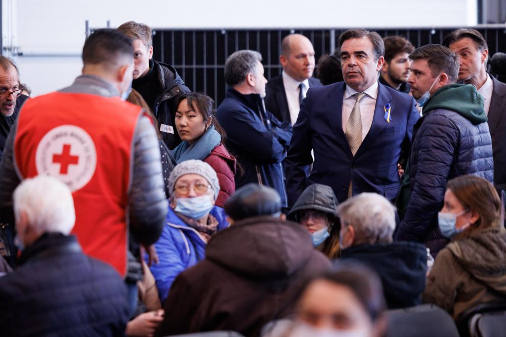 Visit of Margaritis Schinas, Vice-President of the European Commission, to the new registration centre for Ukrainian refugees